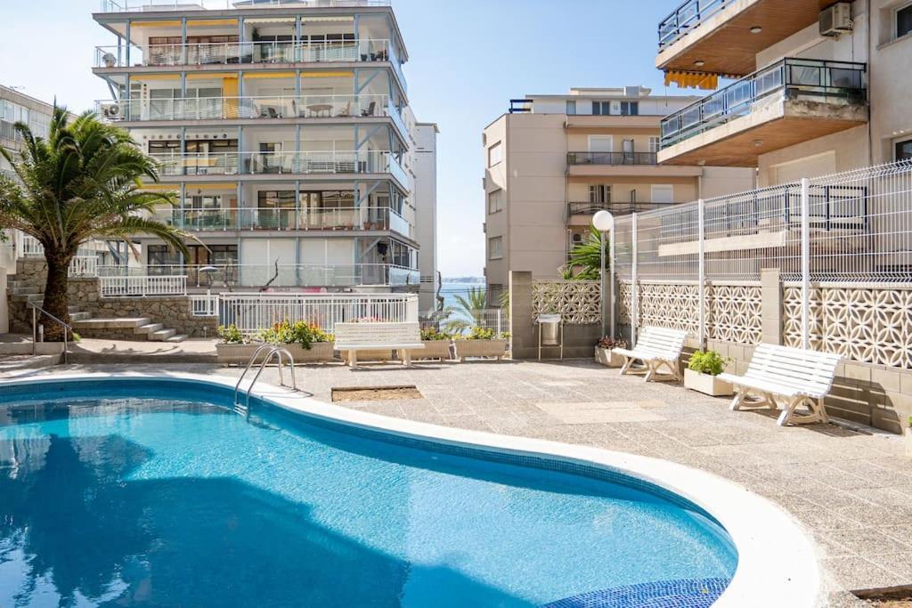 1ªlinea Mar-Piscina-Wifi-Portaventura-Luxury-Chill5 Lejlighed Salou Eksteriør billede
